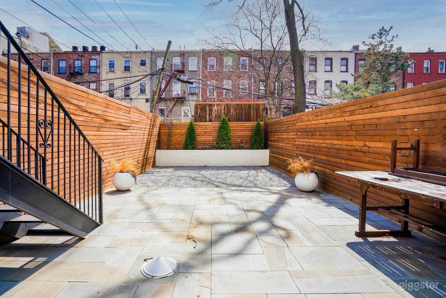 Renovated Brownstone Full Unit + Backyard! Photo 4