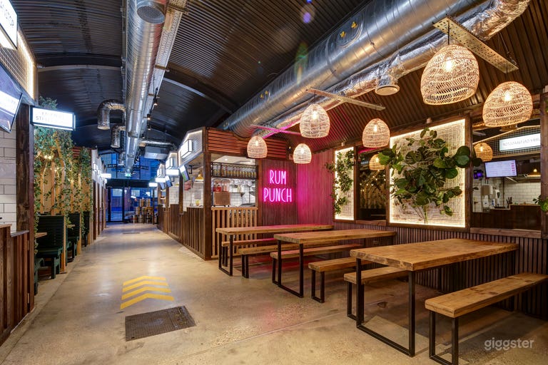  New Modern Food Hall & Cocktail Bar 