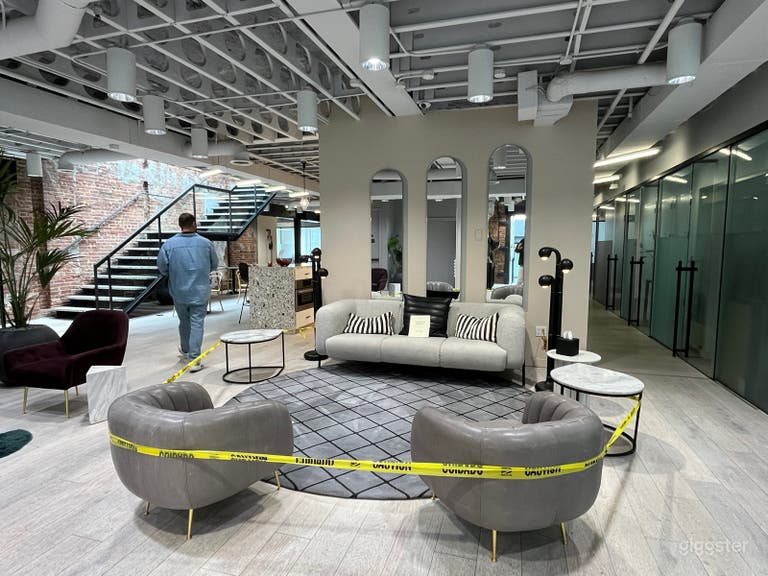  Large, stylish multi-floor office 