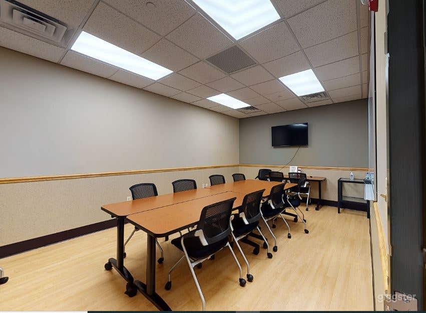 Medium Conference Room in Pine Brook Photo 2