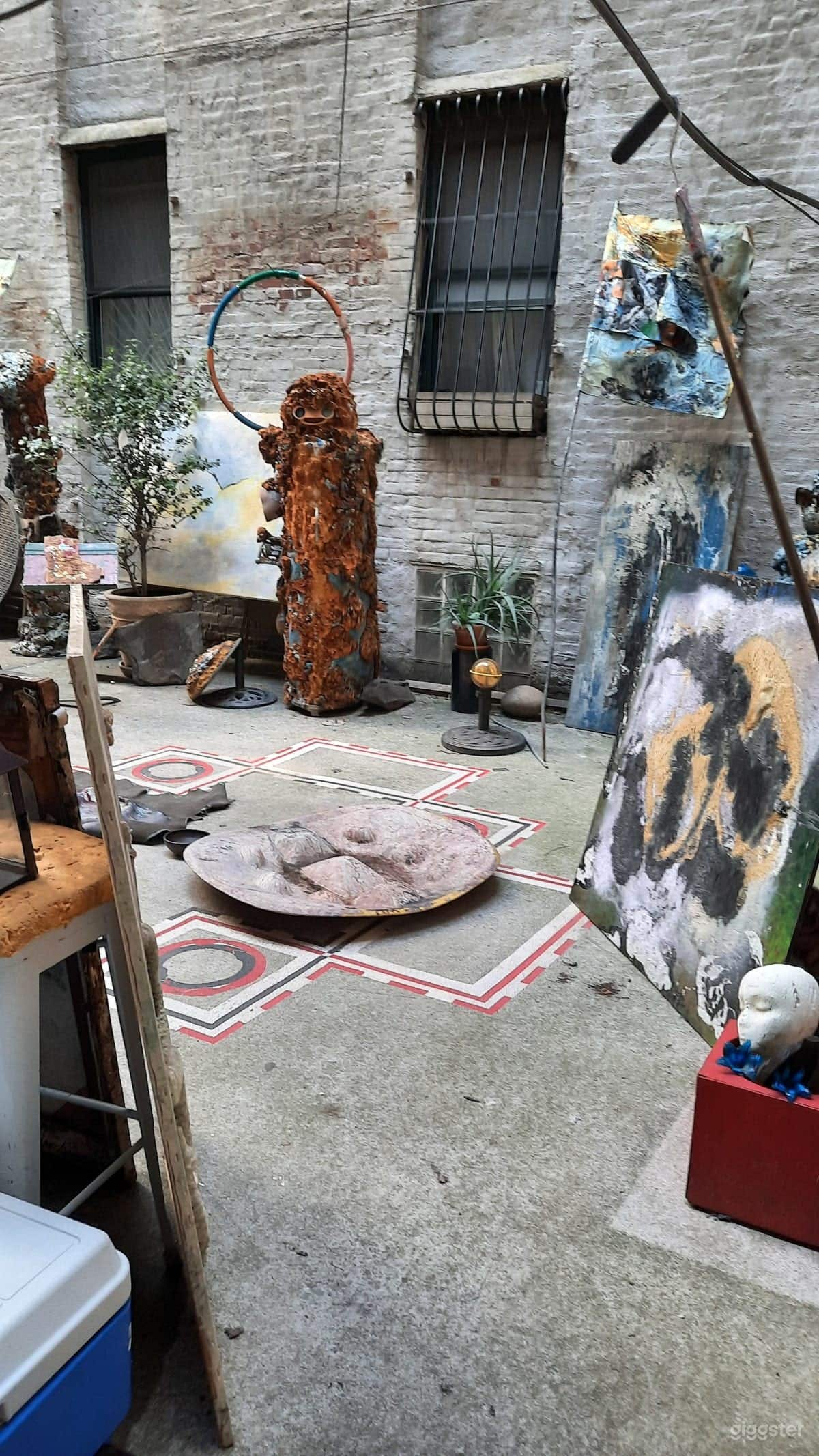 Downtown Gallery Patio &amp; Performance Space Photo 4