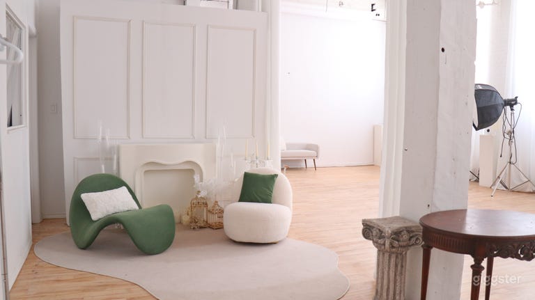  Natural light loft Photo & Event Studio 