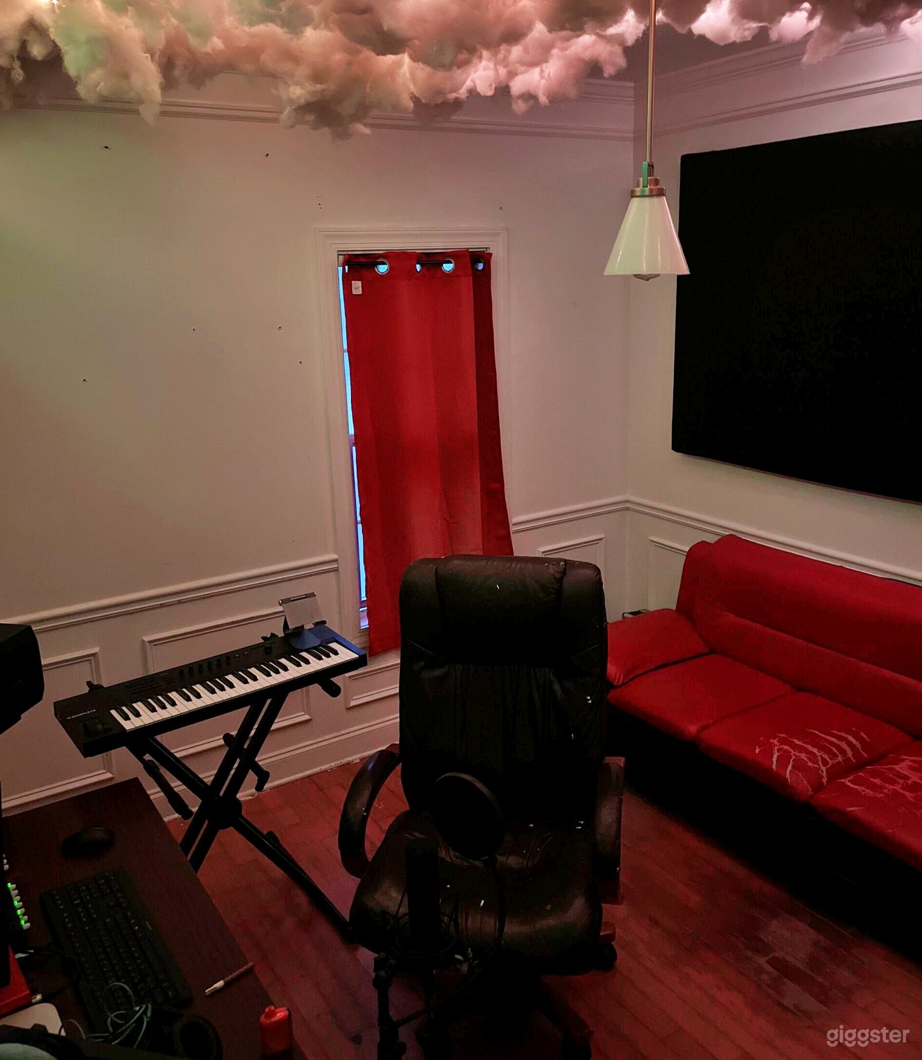 Hi-tech Recording Studioin Marietta Photo 4