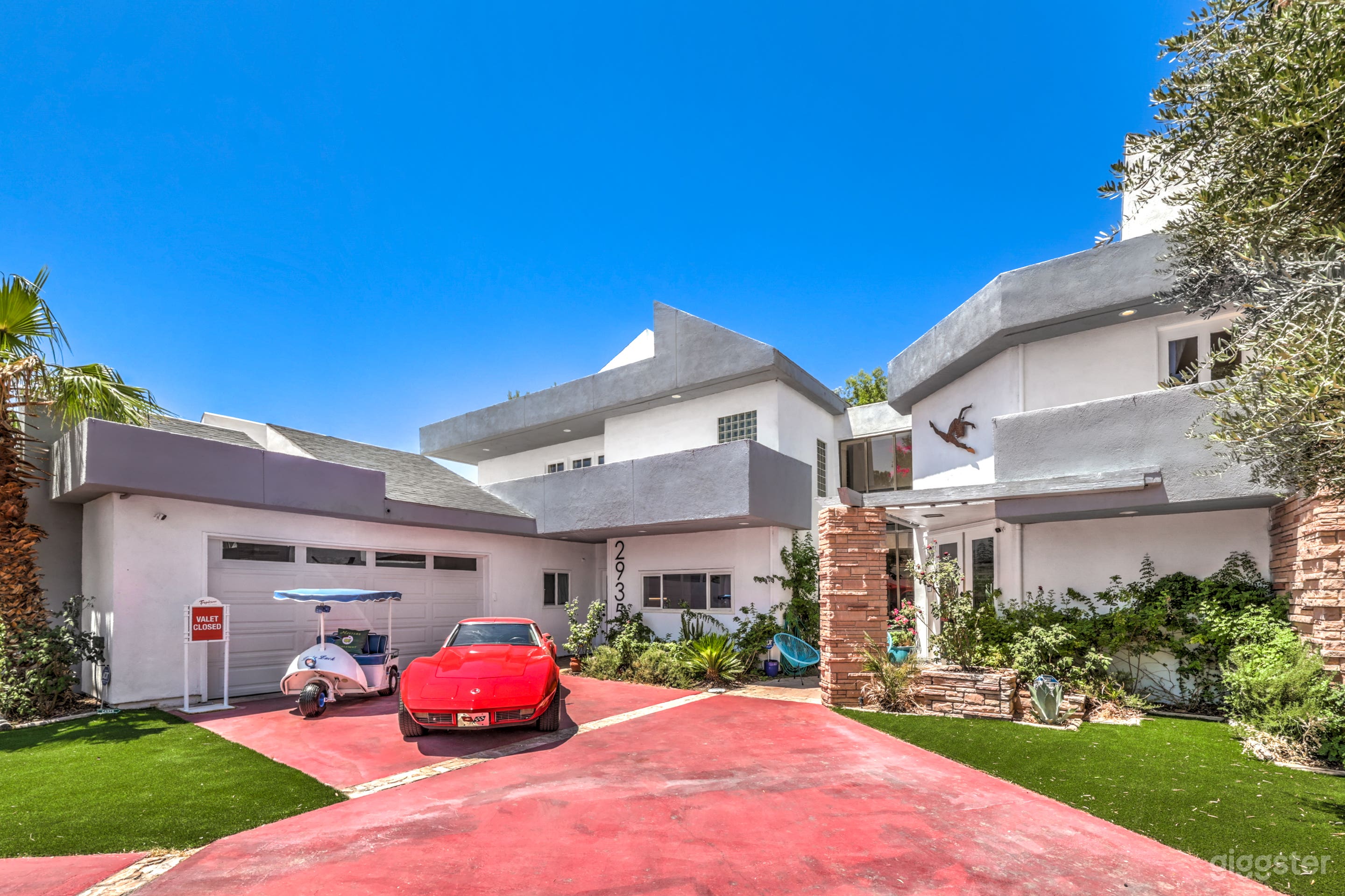 Magical Mid-Century Mansion