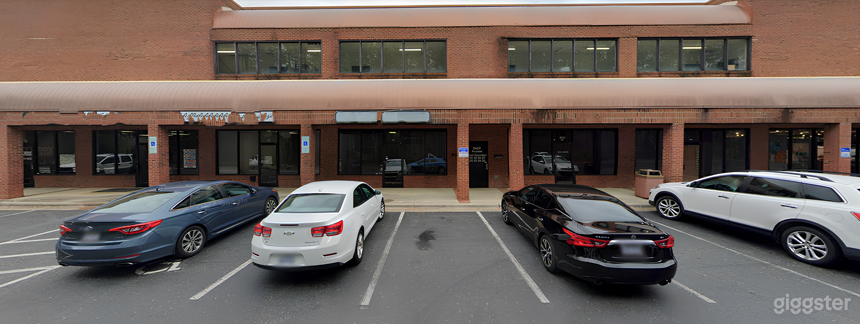 Pleasant Event Venue for Small Gatherings (Buyout) Photo 4