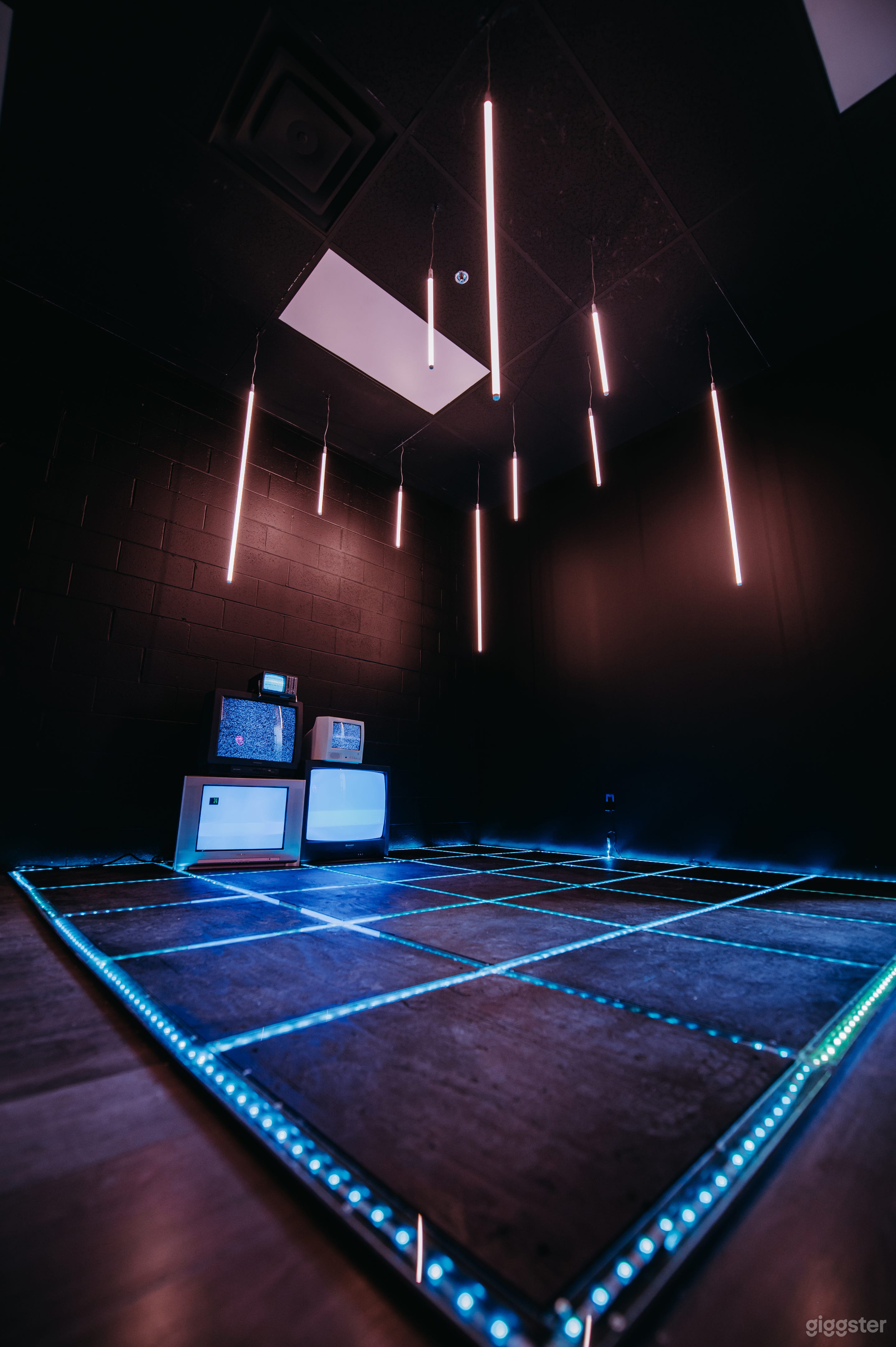 Studio multiset rental Photo 1