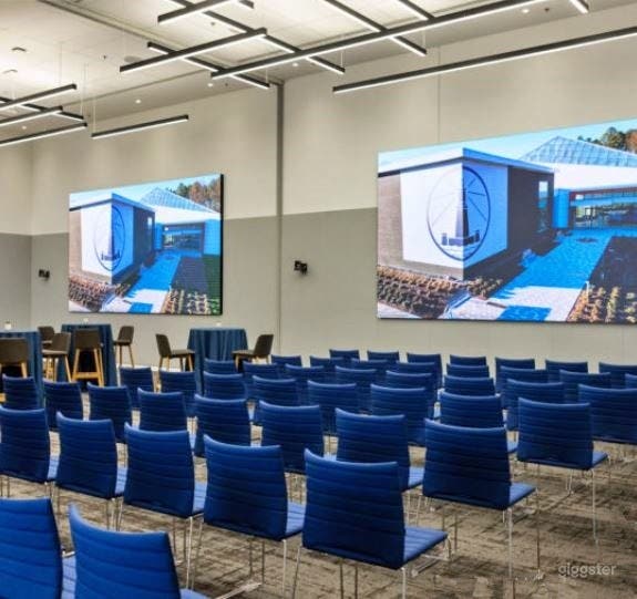 Versatile Meeting &amp; Training Room Photo 2