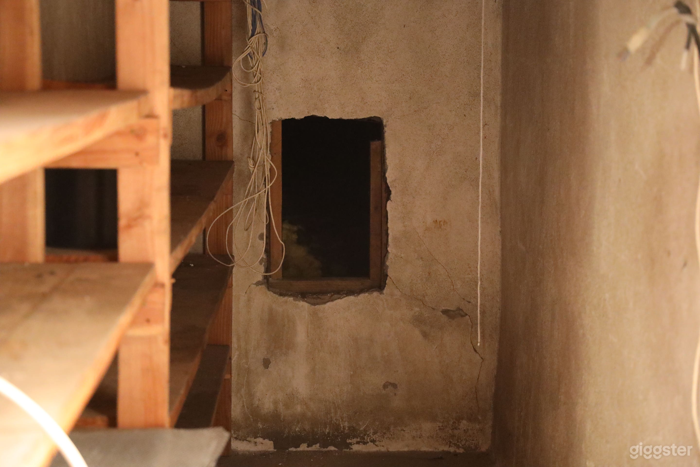 Horror Scenes Studio Set Photo 3