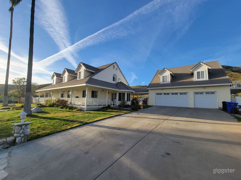  Breathtaking Santa Clarita Ranch Home on 5 Acres  
