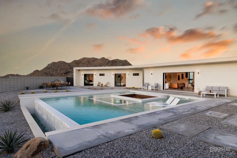  Celestine - Modern w Pool Near Park Entrance 