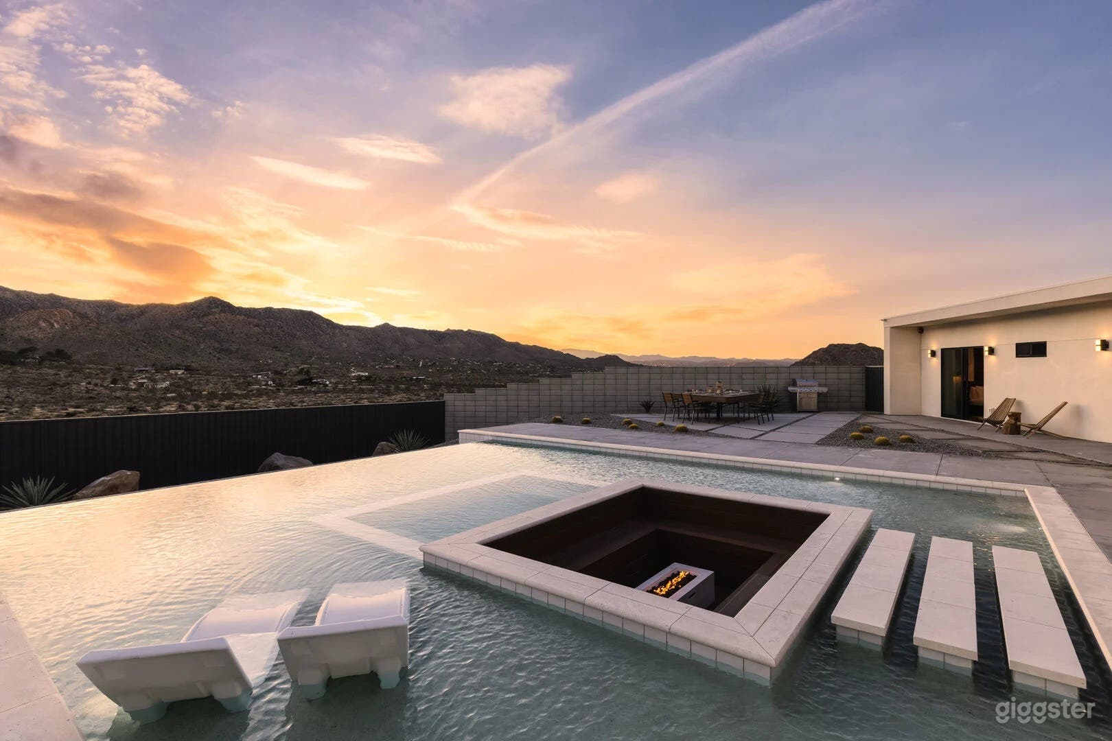 Celestine - Modern w Pool Near Park Entrance Photo 2
