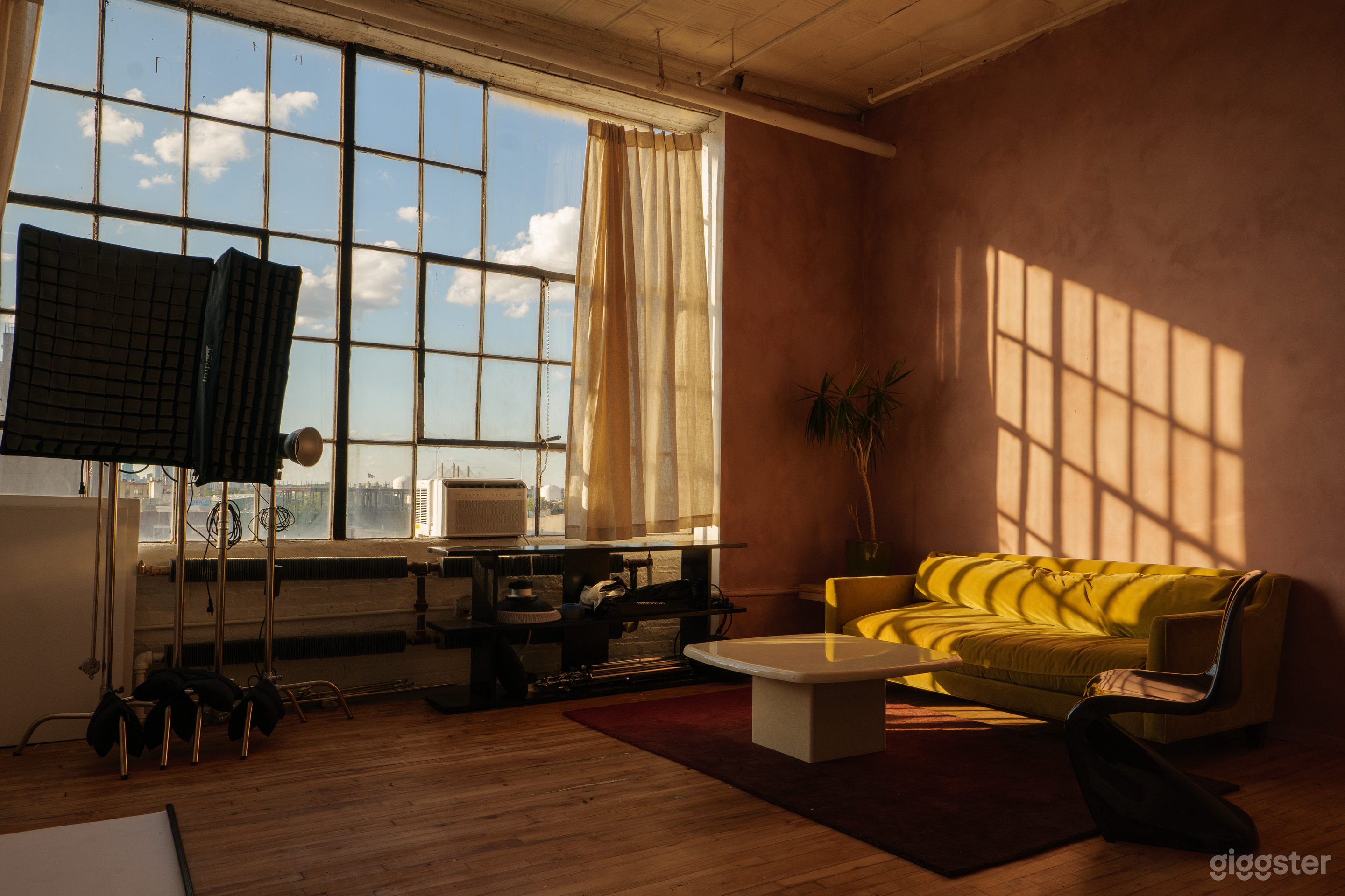Chic Photo Studio with Huge North Facing Windows and Iconic Photo 1
