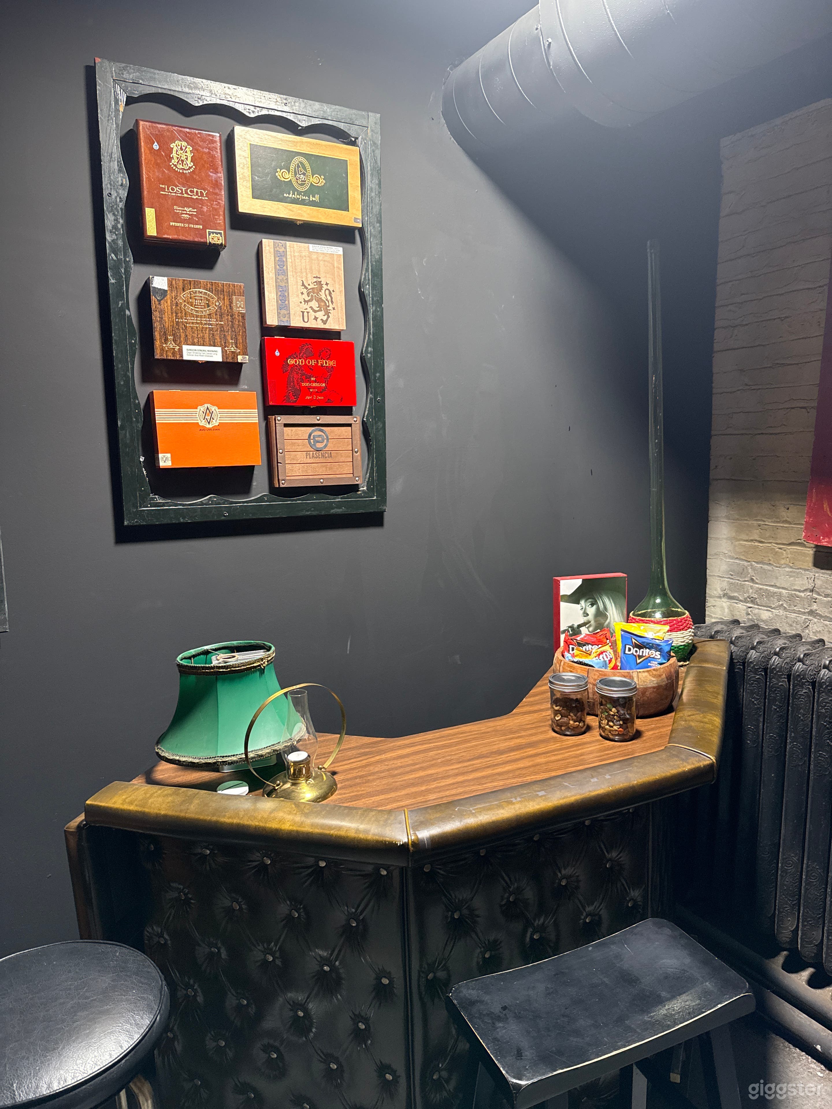 Vintage Cigar & Hookah Lounge for Events & Shoots Photo 1