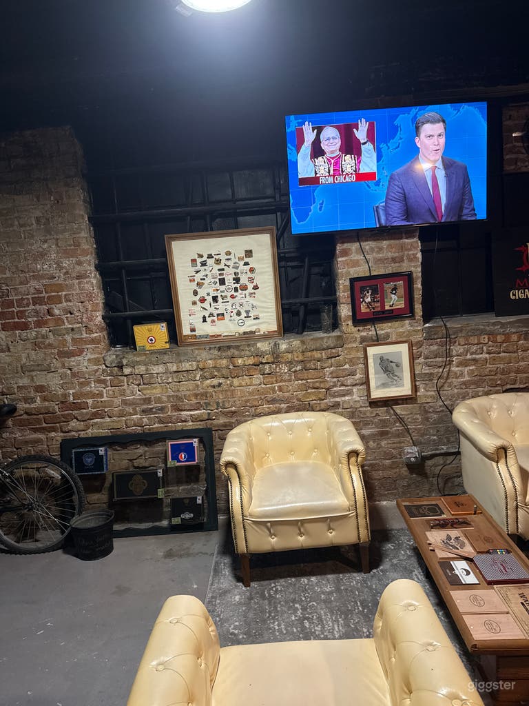  Vintage Cigar & Hookah Lounge for Events & Shoots 