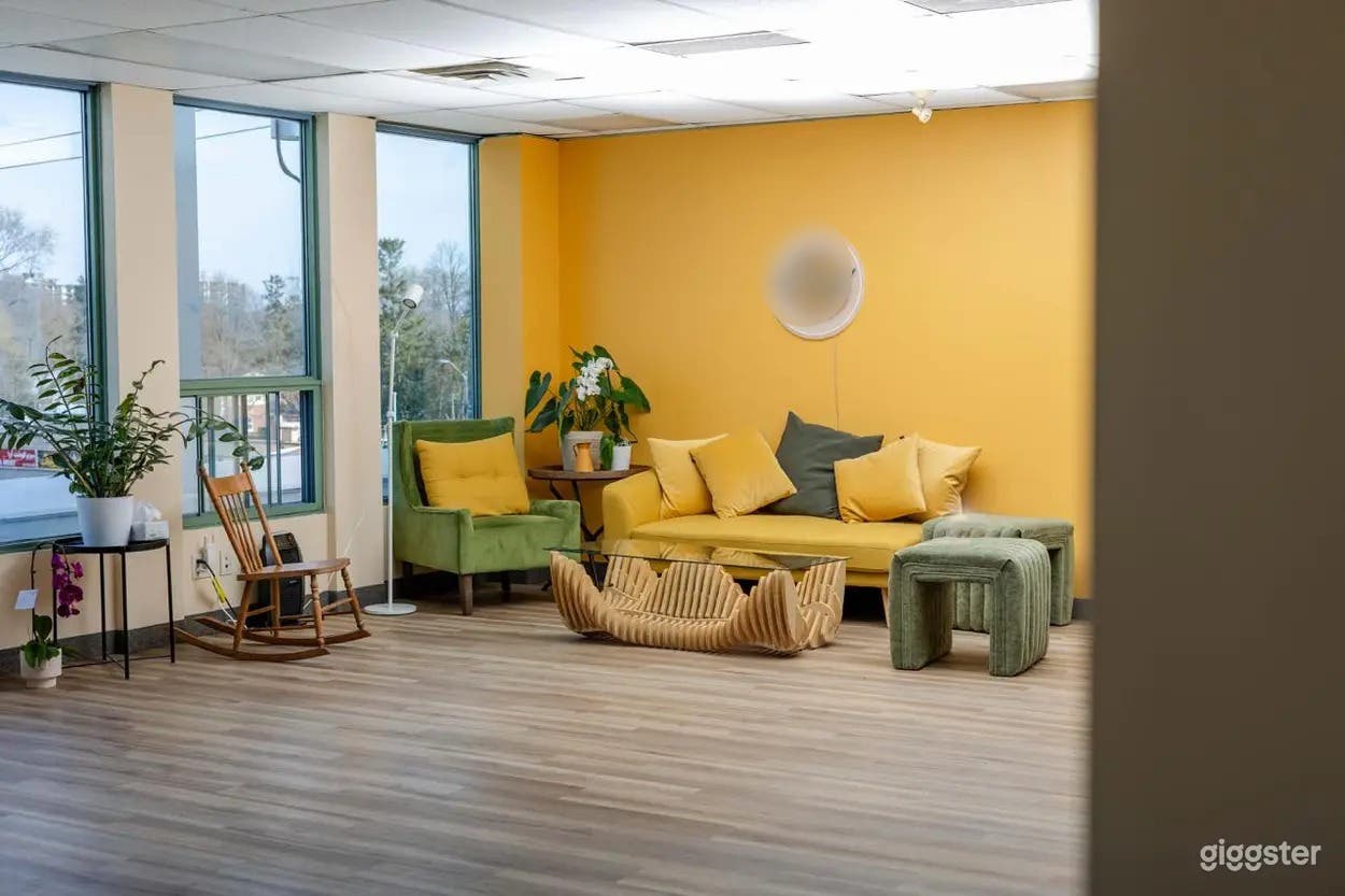 Peaceful Gallery for Workshops &amp; Gatherings Photo 1