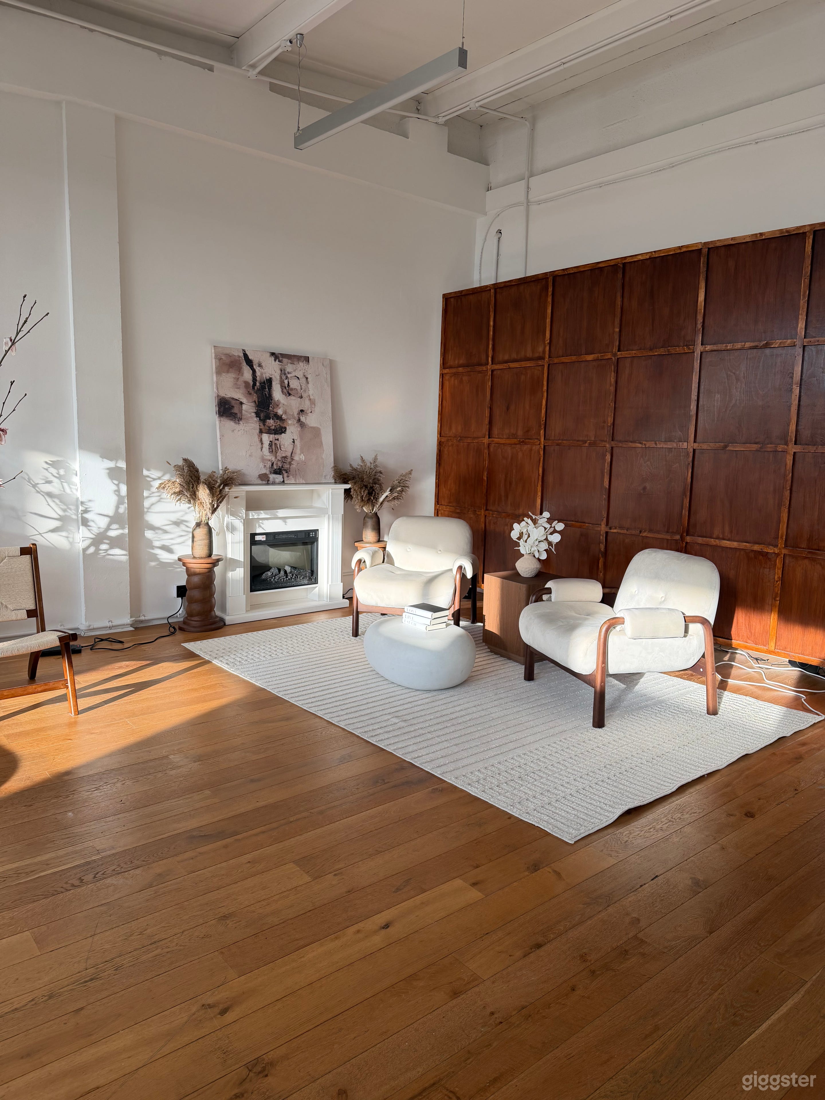 Aesthetic Sunlight Lifestyle -Havelock Aura Studio Photo 3