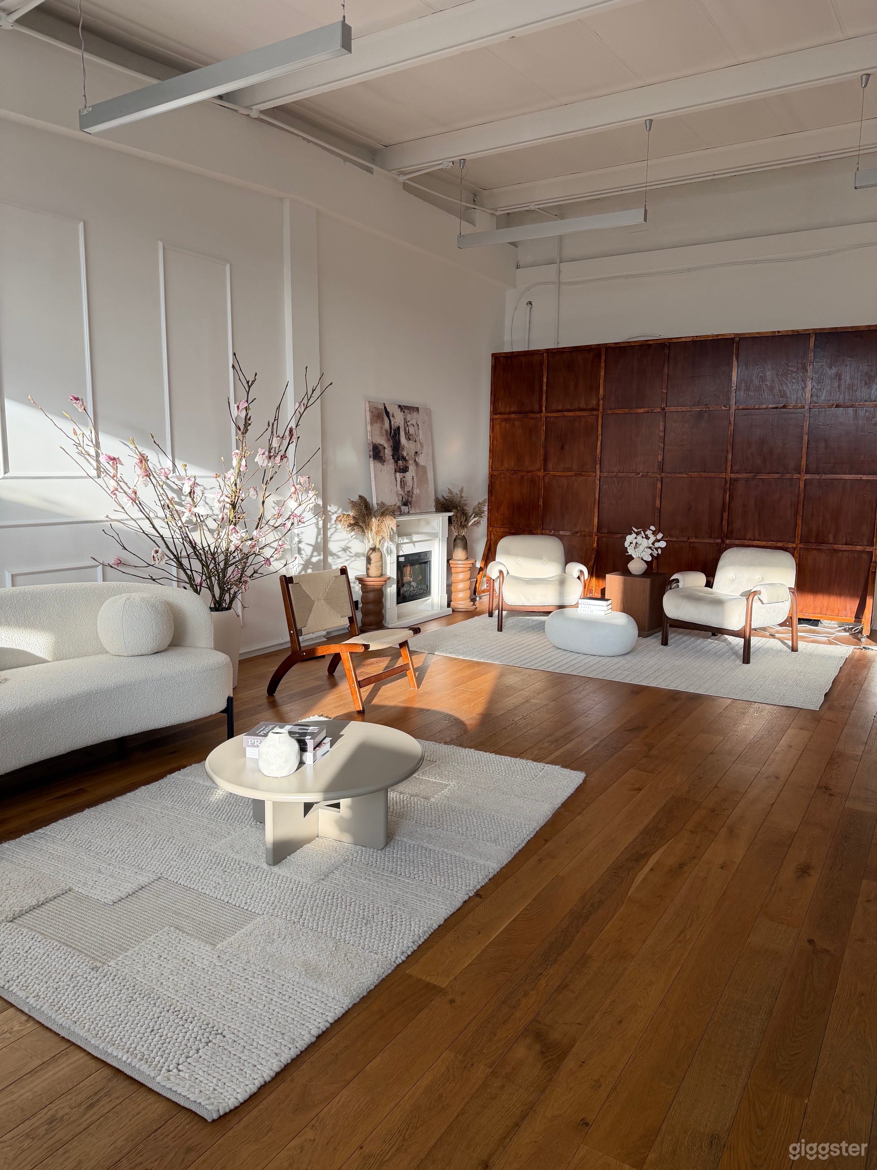 Aesthetic Sunlight Lifestyle -Havelock Aura Studio Photo 1