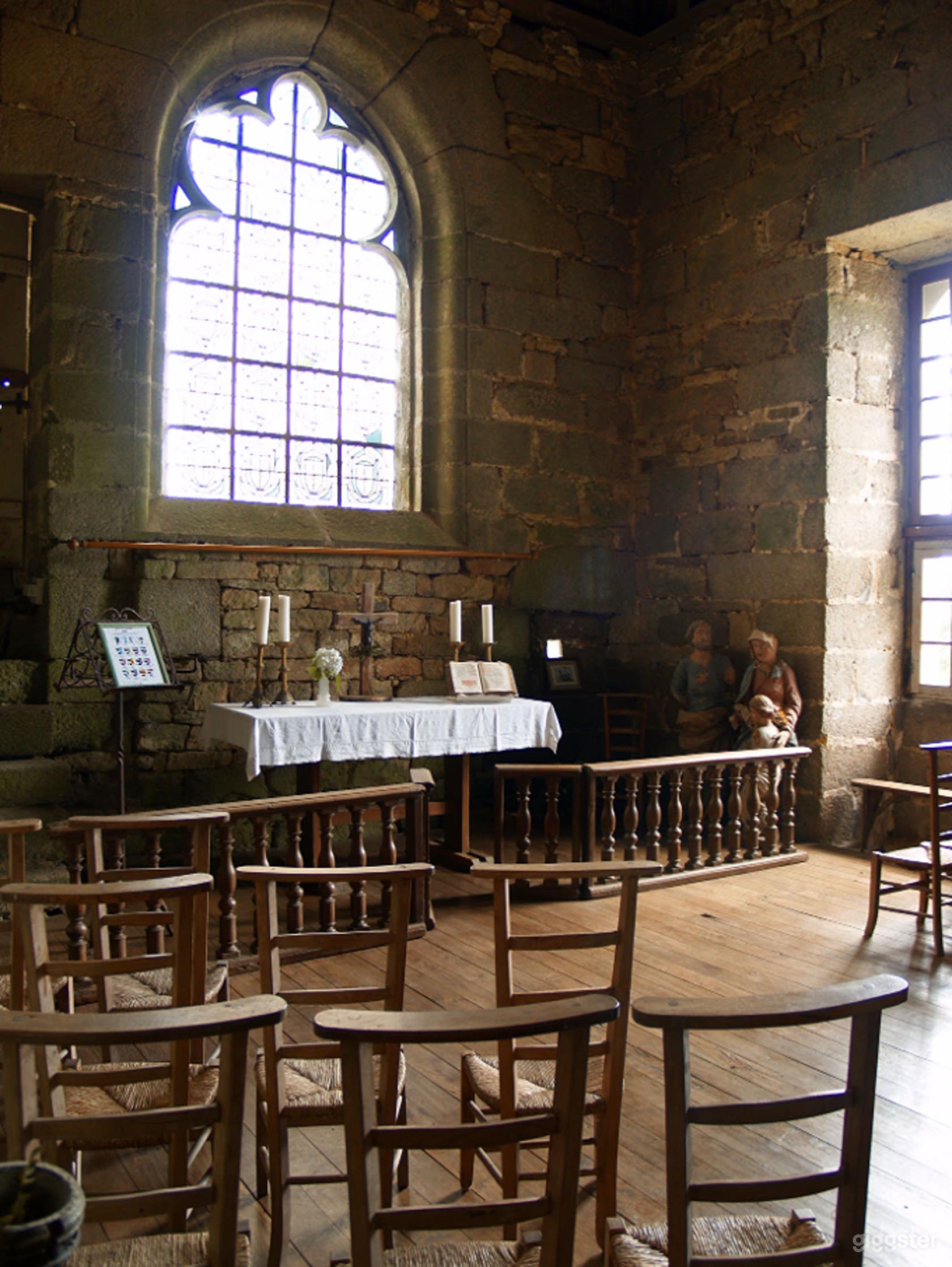 Photo de Château authentique du XVIIe siècle 2