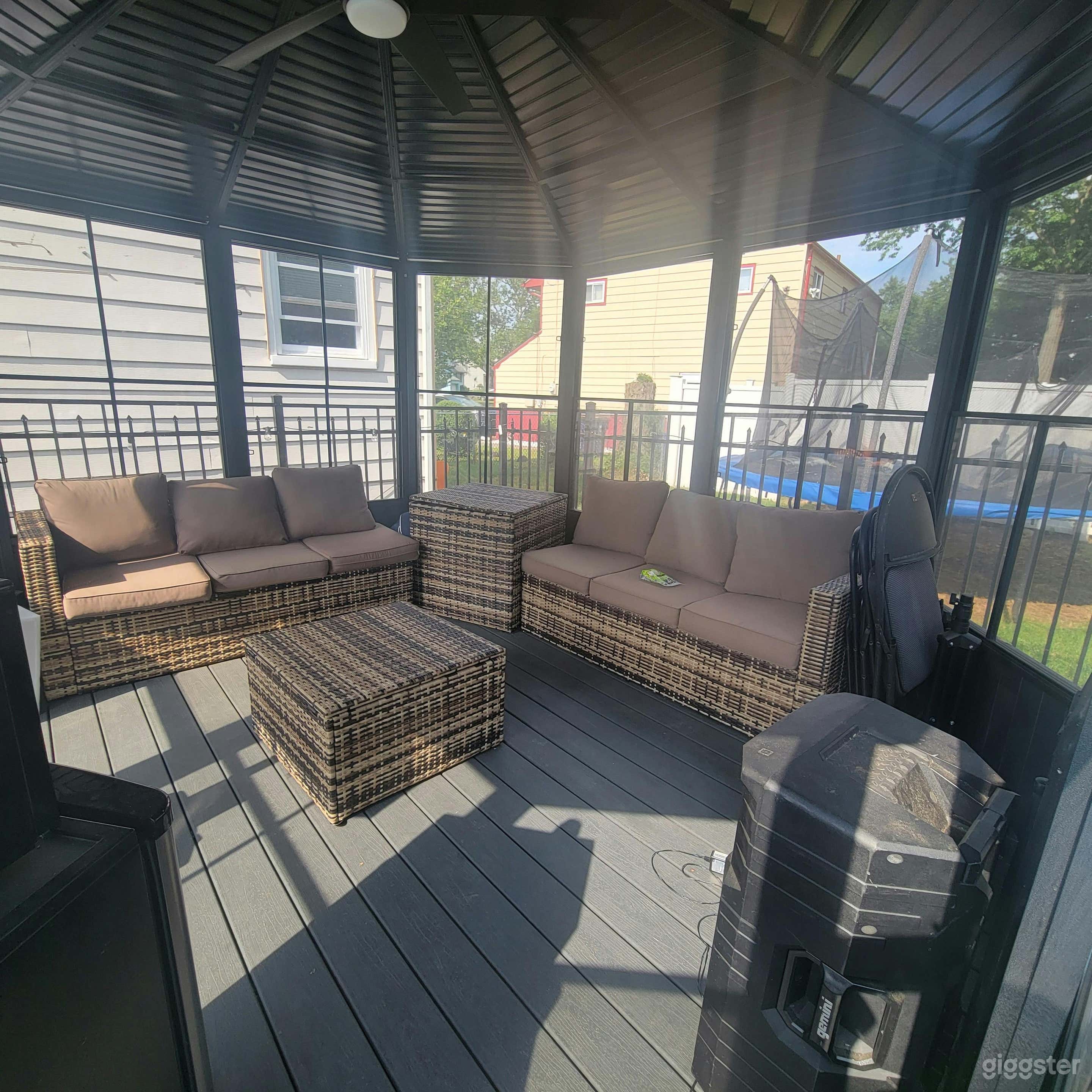 Inside pool house. TV, AC.