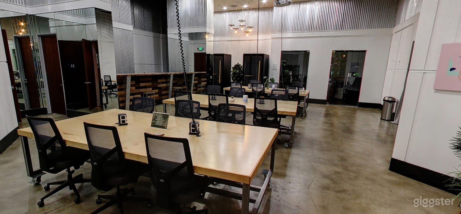 Versatile Multipurpose Room Photo 2