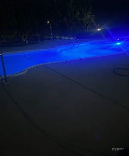 Tropical Mansion Pool Photo 2