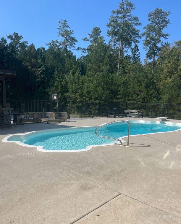 Tropical Mansion Pool Photo 1