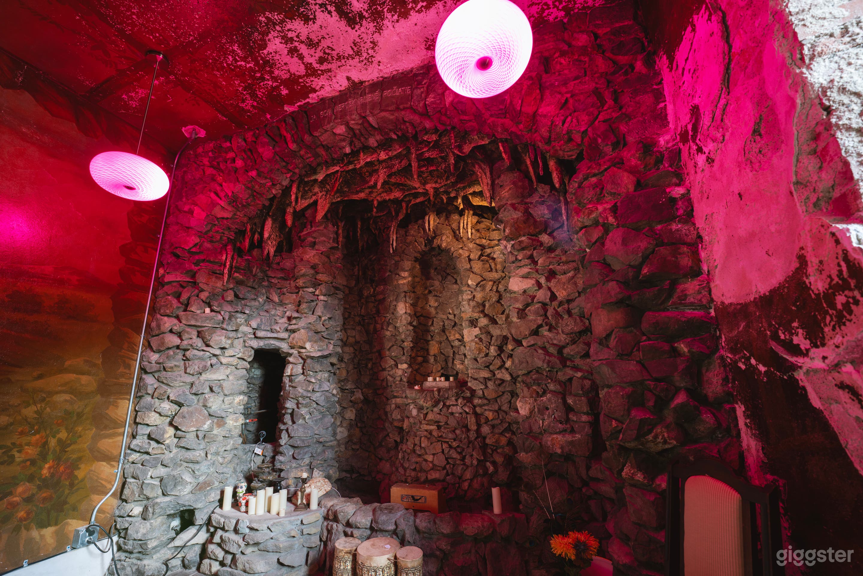 Indoor Grotto with all Original Stone and Murals Photo 4