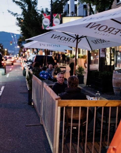 Italian Bar with a New York Vibe in Vancouver (BUY OUT) Photo 2