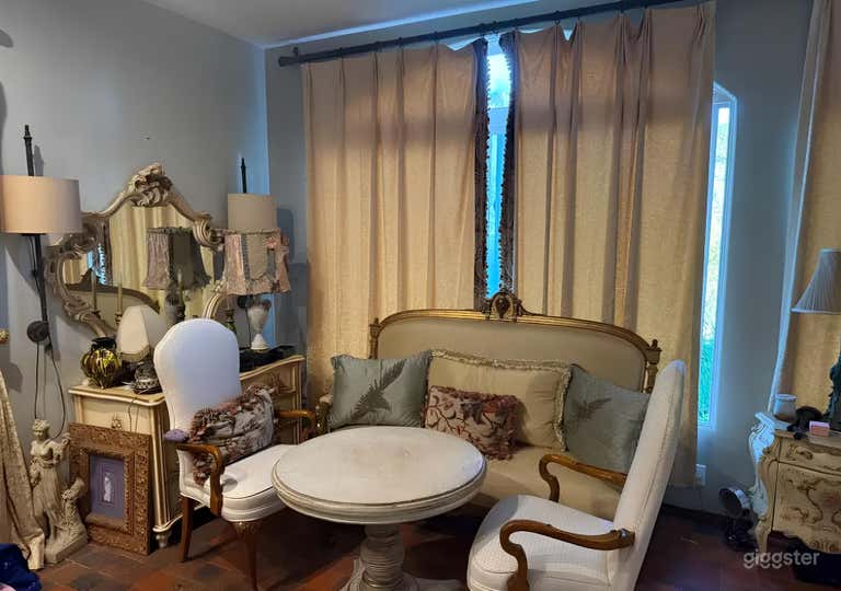  Vintage European Cinematic House in Beverly Hills 