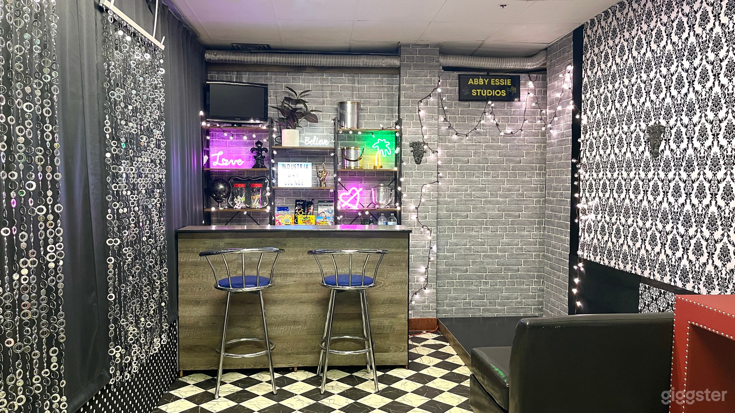 PRIVATE STAGE Black &amp; White Industrial Glam Bar Photo 1