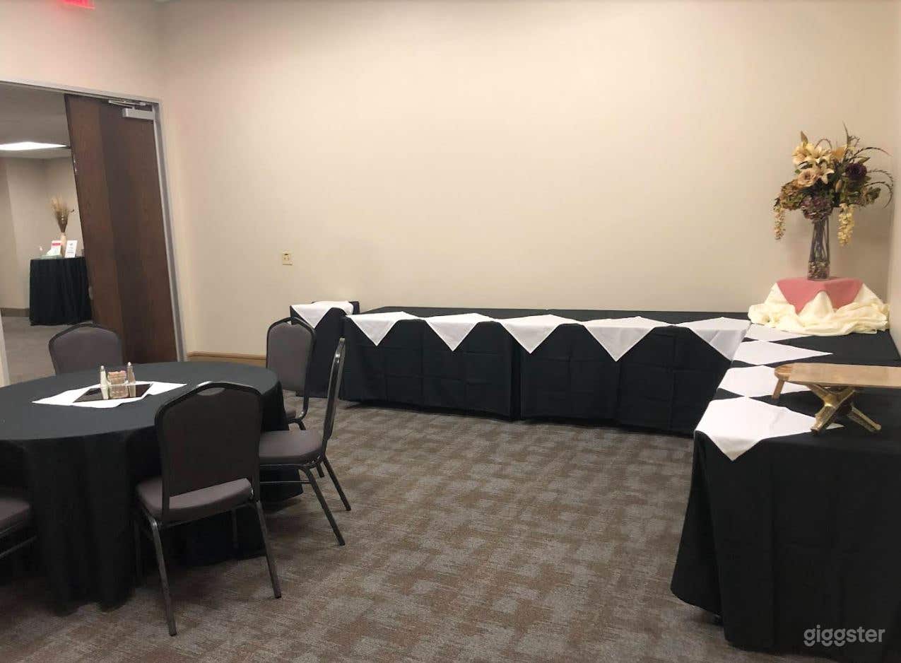 Elm Room in Austin Photo 4