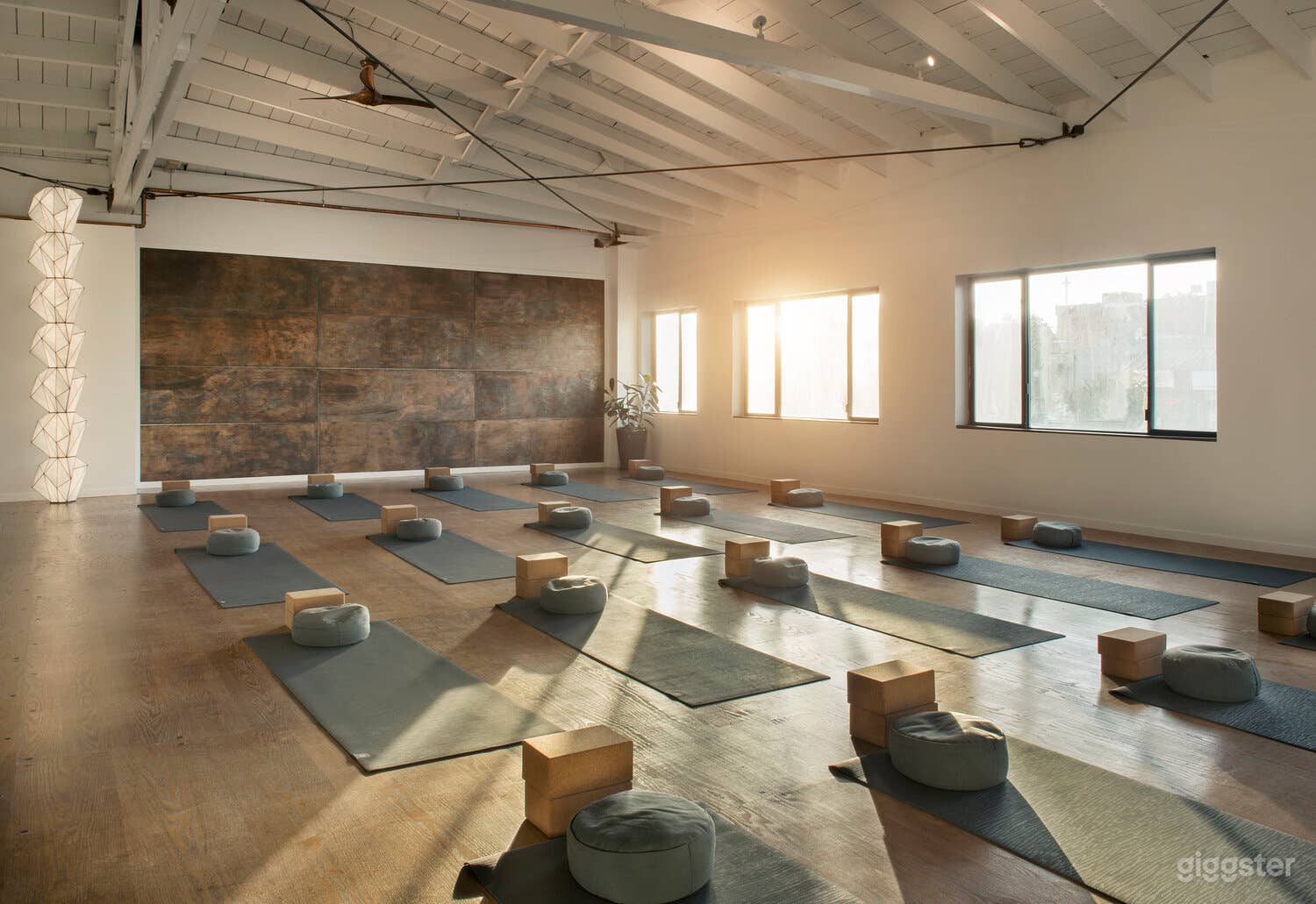 Yoga And Pilates Room Pilates Studio Flooring: Rent 1,500 SQFT