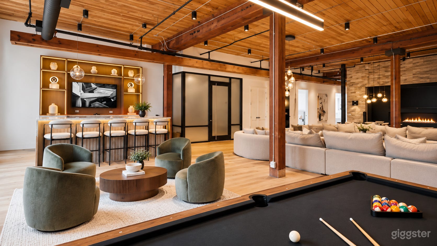 Luxury Loft - Event Space Photo 4