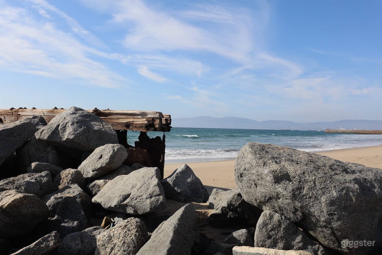 Dockweiler Beach | Lifeguard Towers 49-50 Photo 2