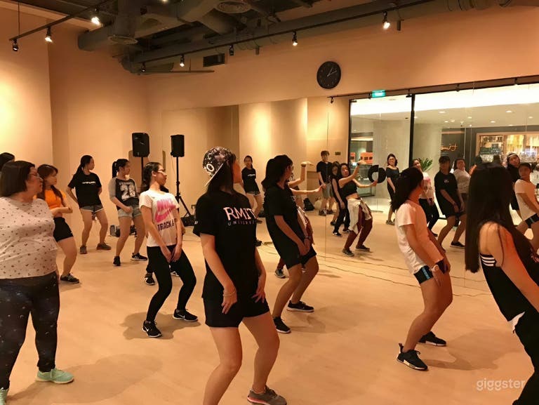 Estudio de Danza en Singapur 