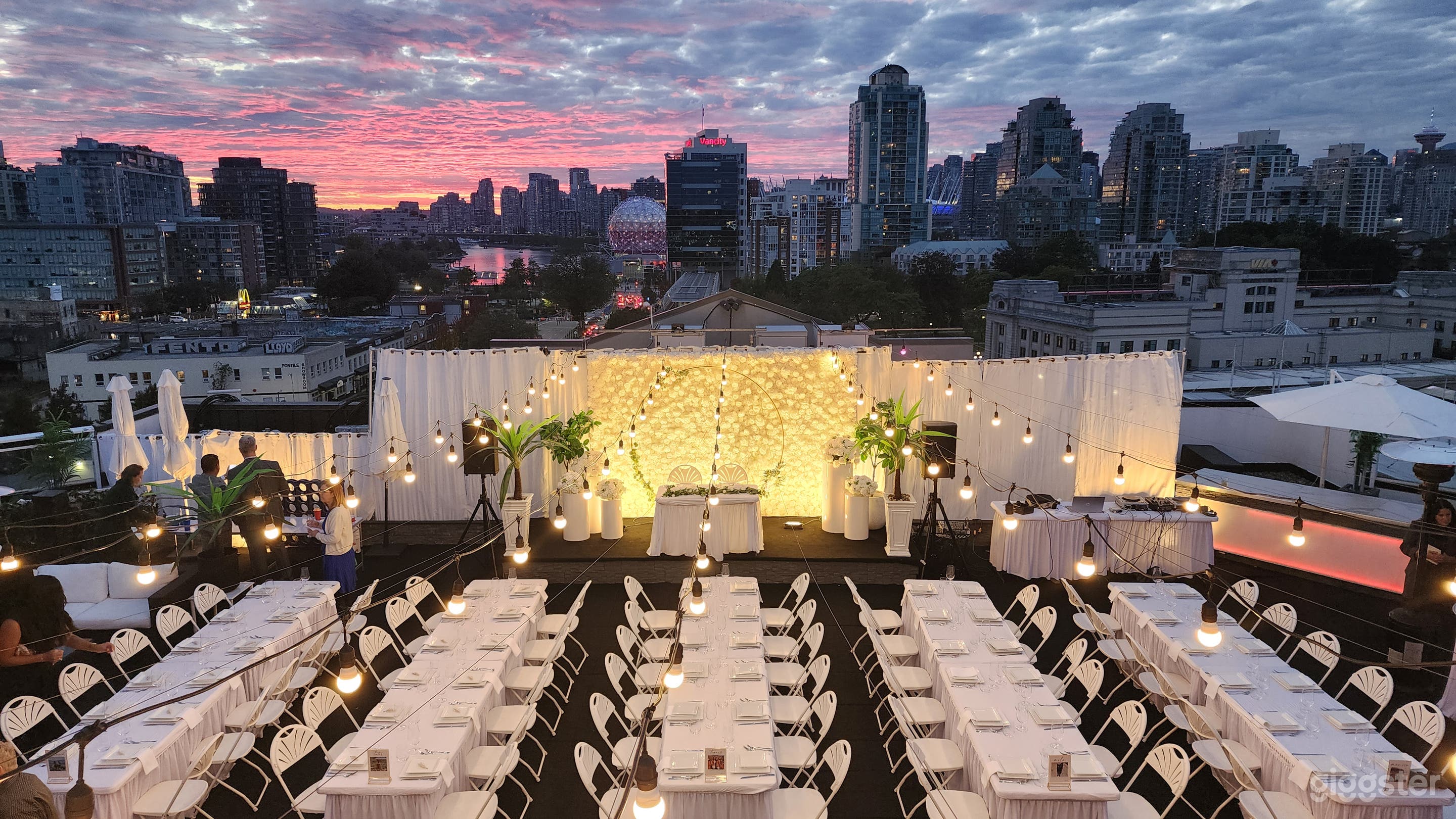 Penthouse Event &amp; Business Suite Photo 1