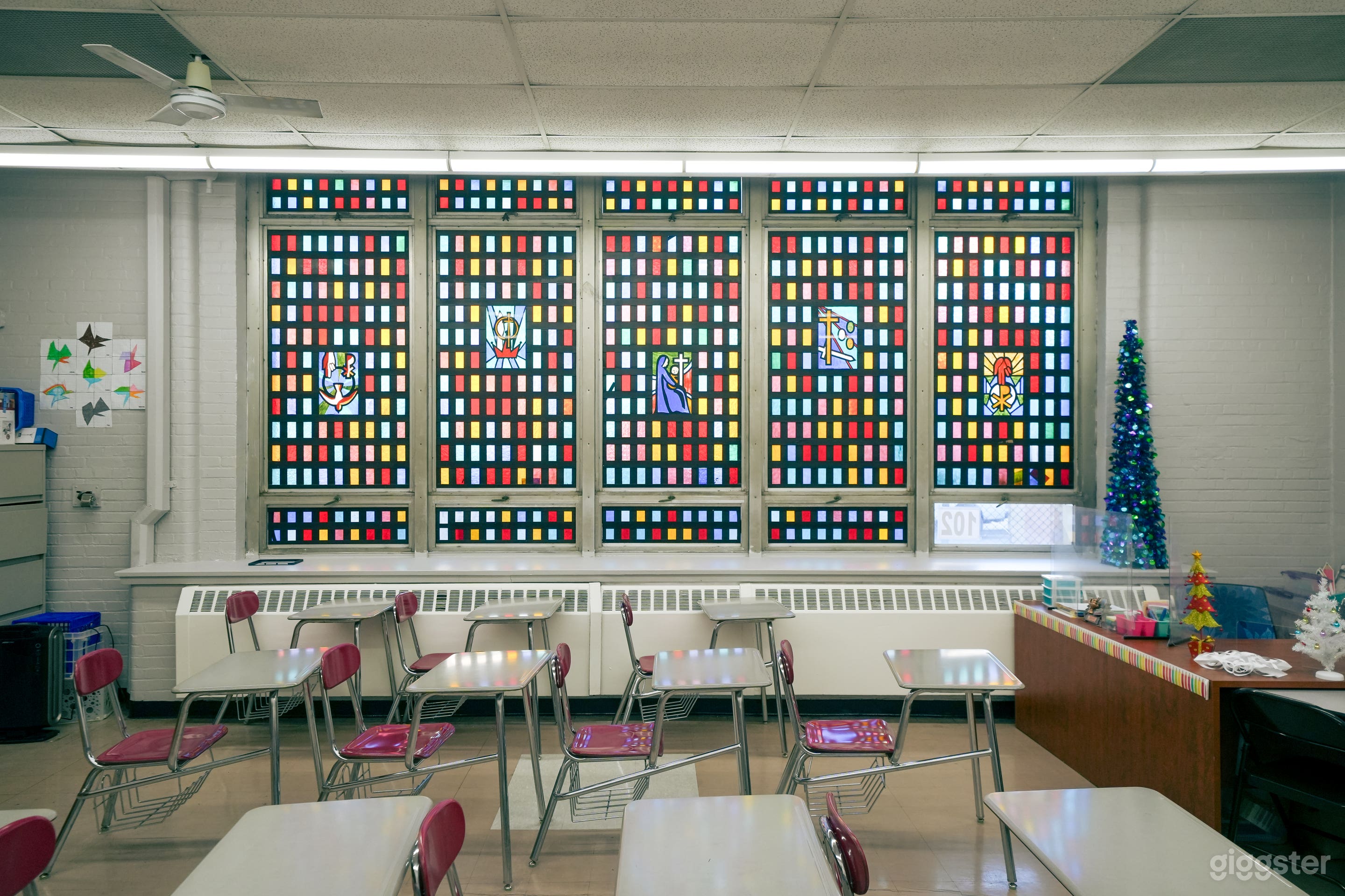 Stained Glass Classrooms w/ Lab &amp; Basketball Court Photo 2