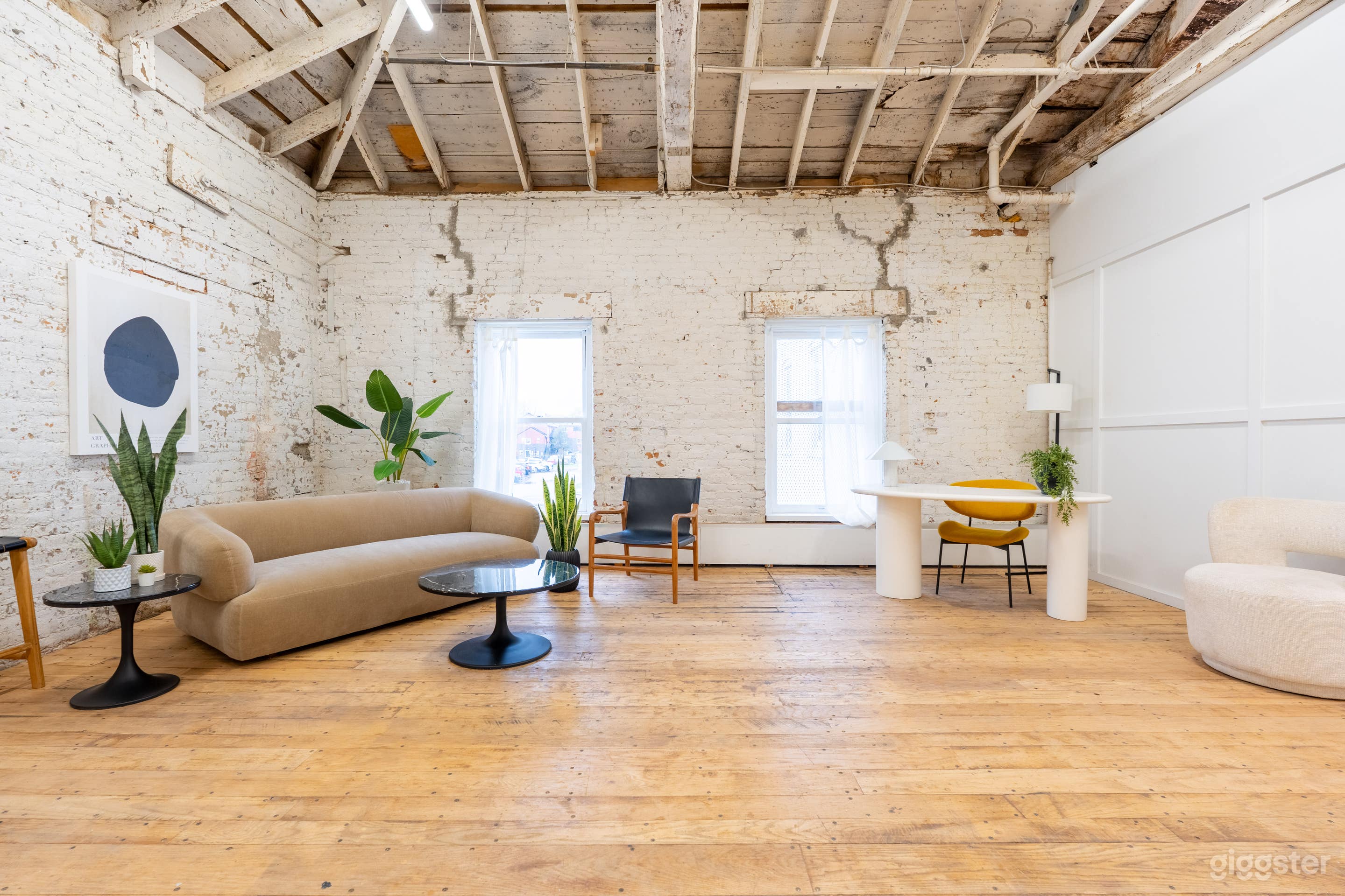 The Cottage in Hamilton Photo 4