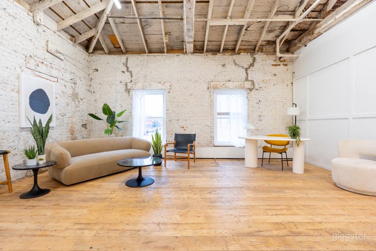  The Cottage in Hamilton 