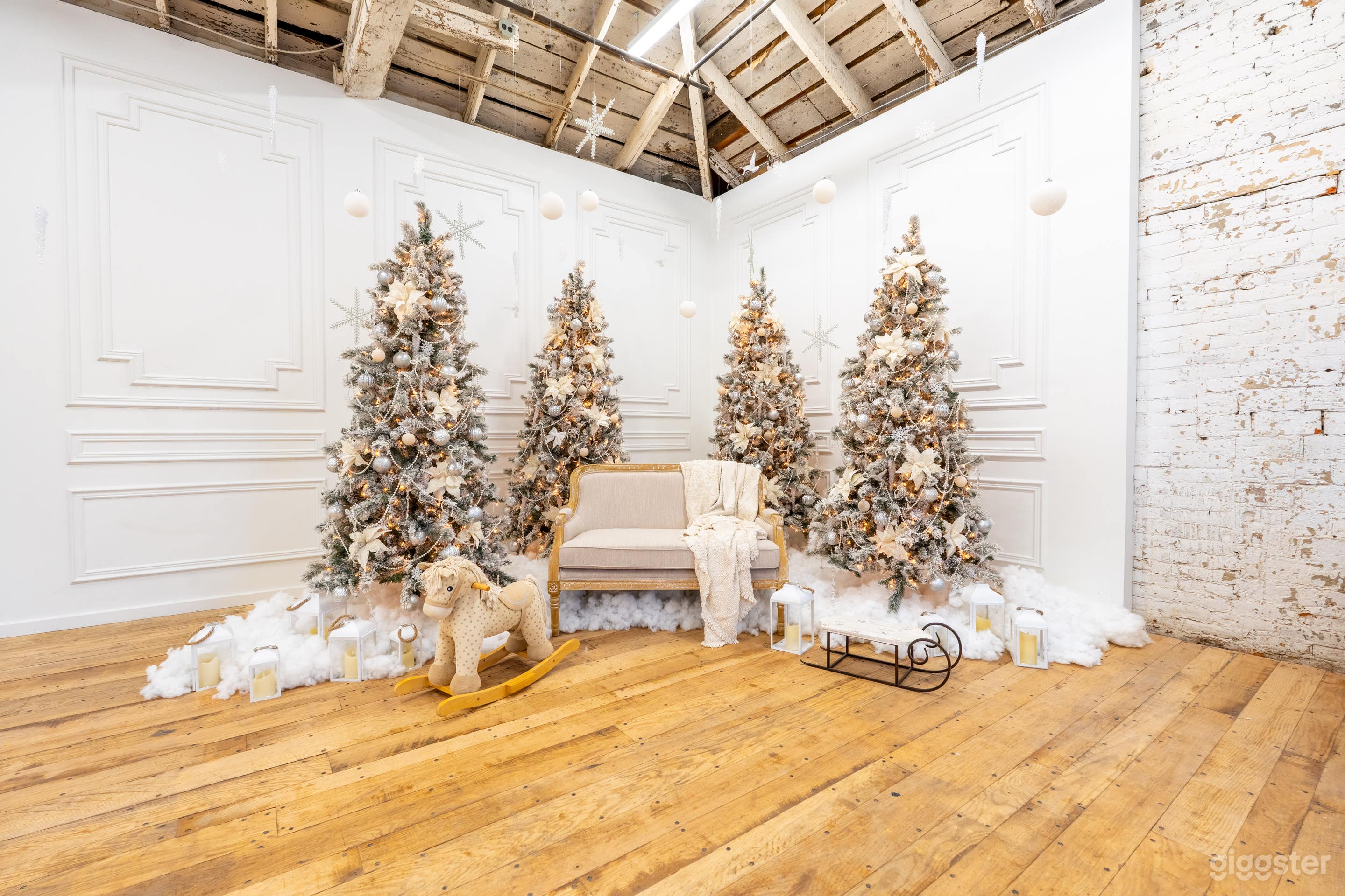 The Cottage in Hamilton Photo 2