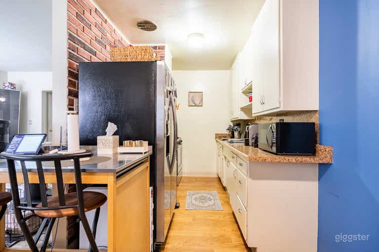  Stylish West Hollywood Apartment – Ideal for Photo 