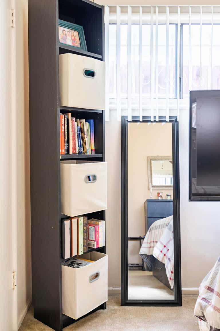  Stylish West Hollywood Apartment – Ideal for Photo 