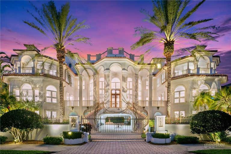  Incredible 7 Bedroom 11 Bath Idlewyld Mansion 