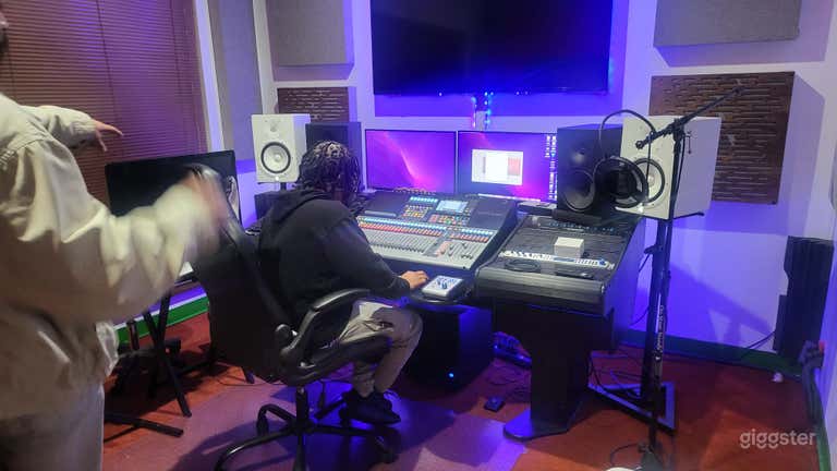  Diamond Room/ ADR/ Voice Over studio 