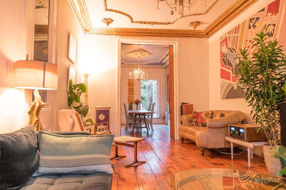 Unique Townhouse, Greenpoint Photo 2