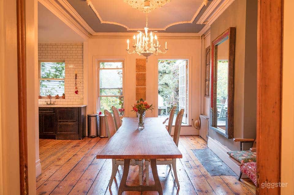 Unique Townhouse, Greenpoint Photo 4