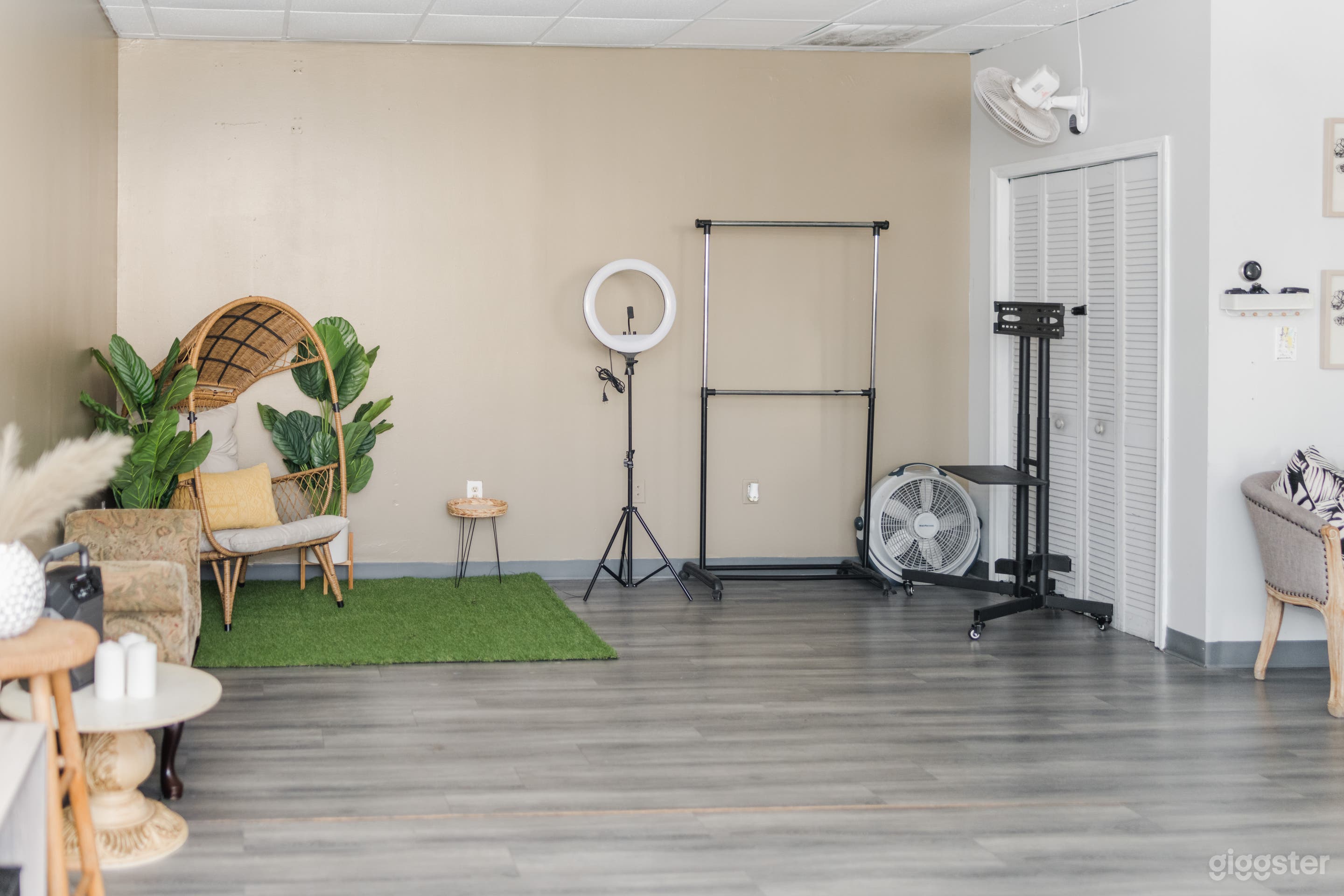 Boho Chic Studio Oasis - Virginia Beach Photo 2