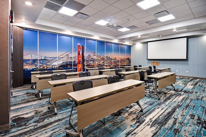  Salle Oasis dans un hôtel près de l'aéroport 