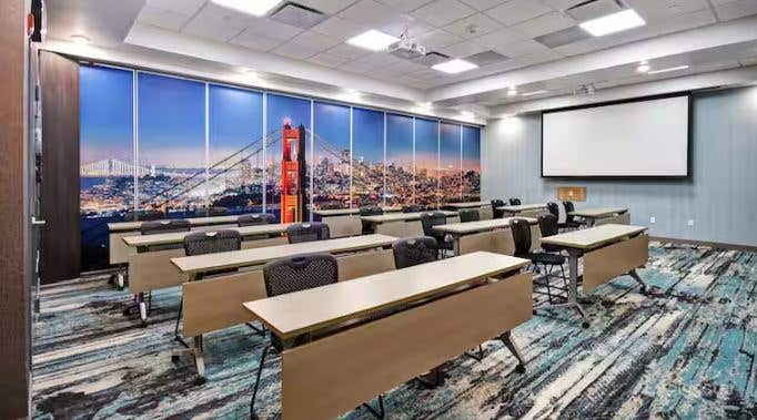 Oasis Room in Airport Hotel Photo 4