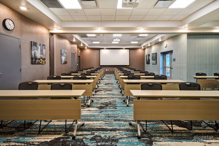  Oasis Room in Airport Hotel 